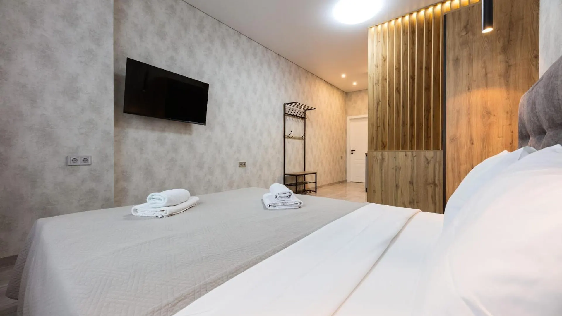 Апарт-отель Nyvky Like Home - Manchattan City - Квартира 290 Киев Украина